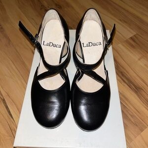 Black Laducas